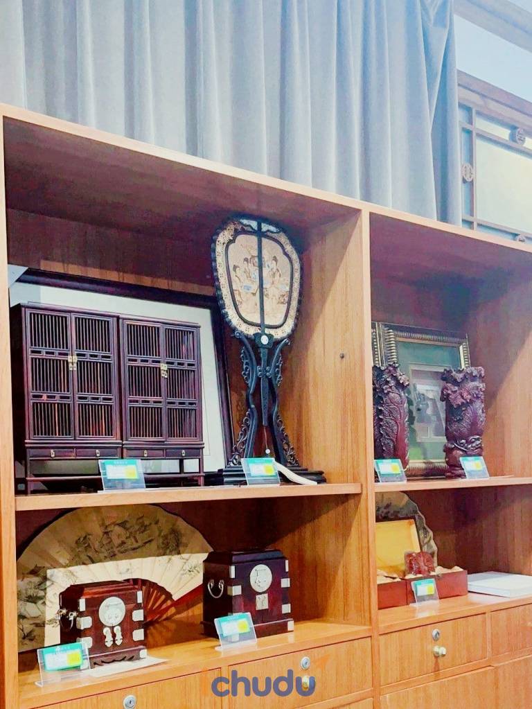 Tử Đàn Cung, hình ảnh 2